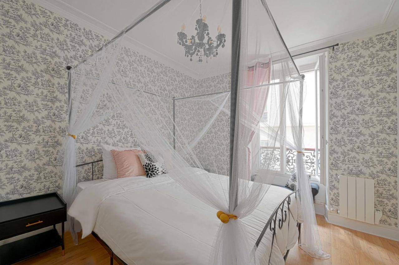 Appartement Black & White - Chic & Petit Maison- Pigalle 9Eme à Paris Extérieur photo