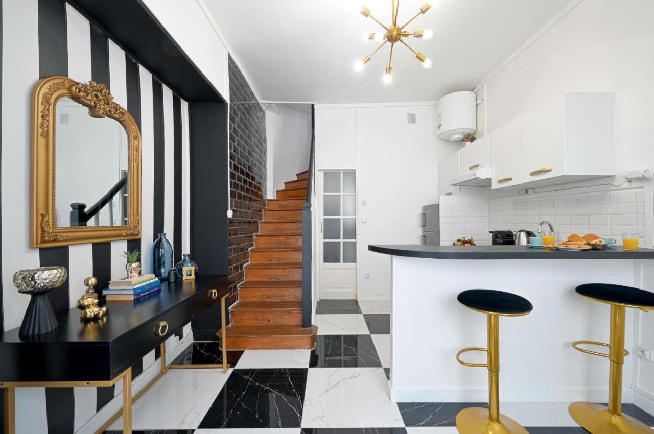 Appartement Black & White - Chic & Petit Maison- Pigalle 9Eme à Paris Extérieur photo